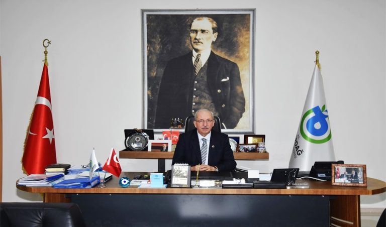 BAŞKAN KADİR ALBAYRAK’IN 10 ARALIK DÜNYA İNSAN HAKLARI GÜNÜ MESAJI