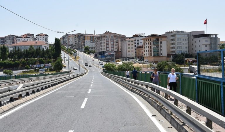 ÇERKEZKÖY İLÇESİNDEKİ ATATÜRK VİYADÜĞÜ YENİLENİYOR