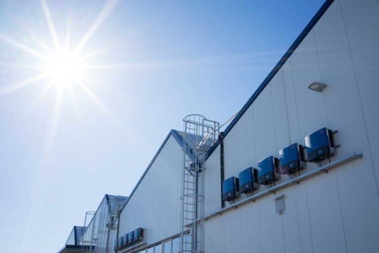 Güneş Enerjisi Yatırımı İçin Solar İnverter Seçimi
