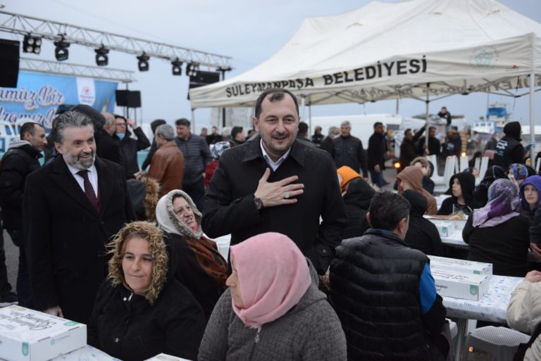 Gönül Sofraları Barbaros ve Kumbağ’da kuruldu