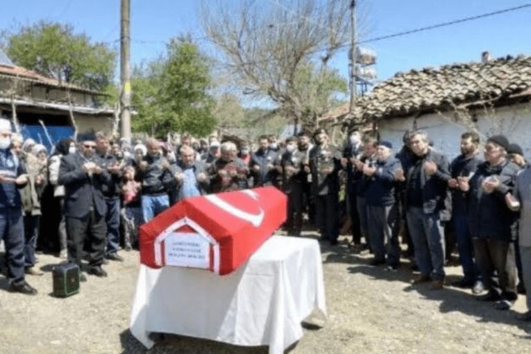 Askeri Törenle Son Yolcuğuna Uğurlandı