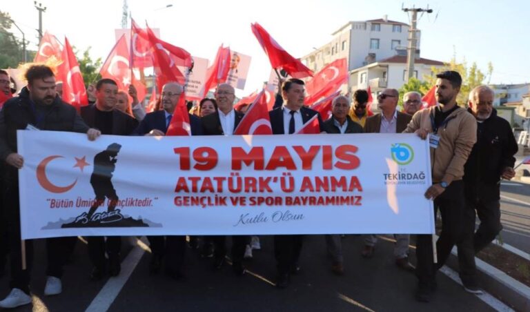 BÜYÜKŞEHİR BELEDİYESİ’NDEN 19 MAYIS’TA COŞKU DOLU KUTLAMA
