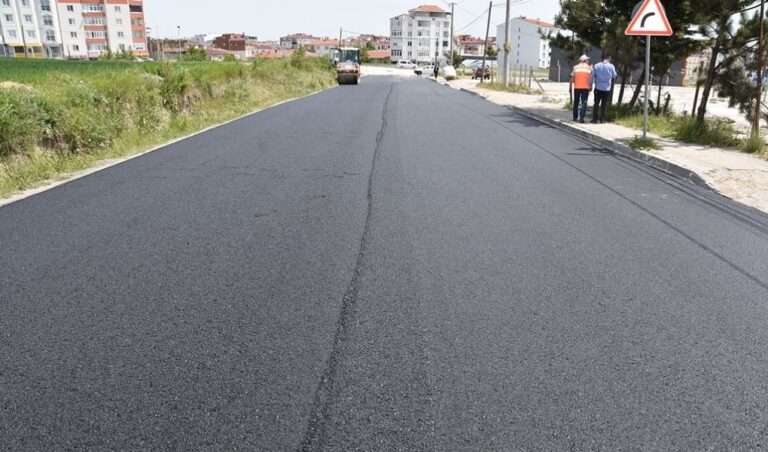 KAPAKLI İLÇESİ OTOGAR YOLUNDA ASFALT ÇALIŞMALARI TAMAMLANDI