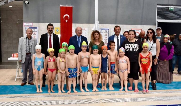 MURATLI YARI OLİMPİK YÜZME HAVUZU SEZON AÇILIŞI GERÇEKLEŞTİ