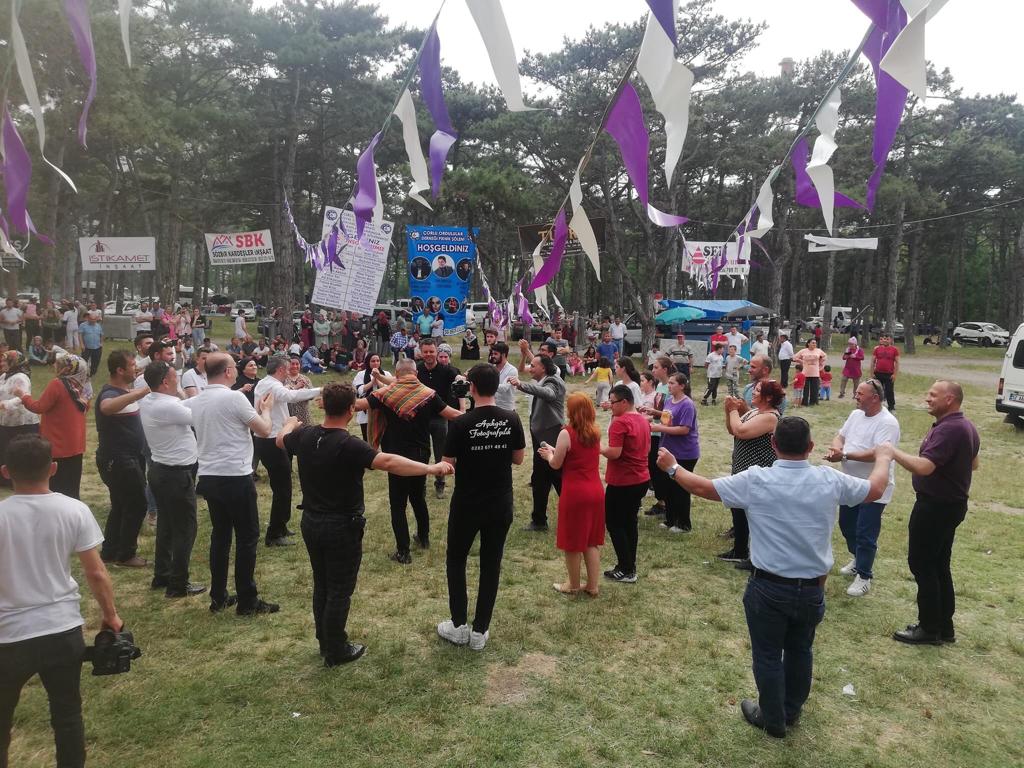 ORDULULAR PİKNİKTE BİR ARAYA GELDİ ORDULULAR PİKNİKTE BİR ARAYA GELDİ