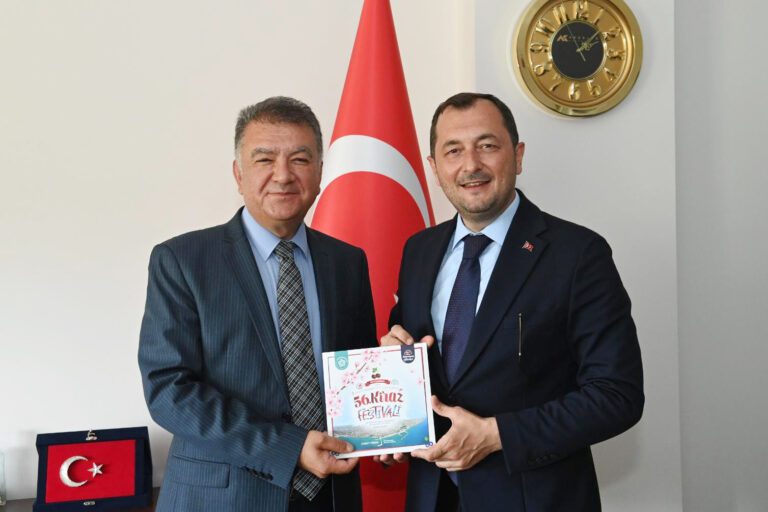Başkan Yüksel ilçe protokolünü Kiraz Festivaline davet etti