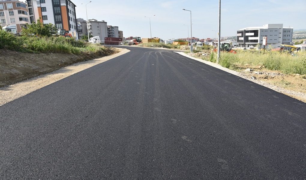 SÜLEYMANPAŞA İLÇESİNDE ASFALT YOL YAPIM ÇALIŞMALARI SÜRÜYOR SÜLEYMANPAŞA İLÇESİNDE ASFALT YOL YAPIM ÇALIŞMALARI SÜRÜYOR