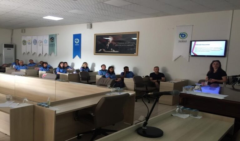 SÜLEYMANPAŞA İLÇESİNDE GÖREVLİ ZABITA PERSONELİNE STRES YÖNETİMİ EĞİTİMİ VERİLDİ