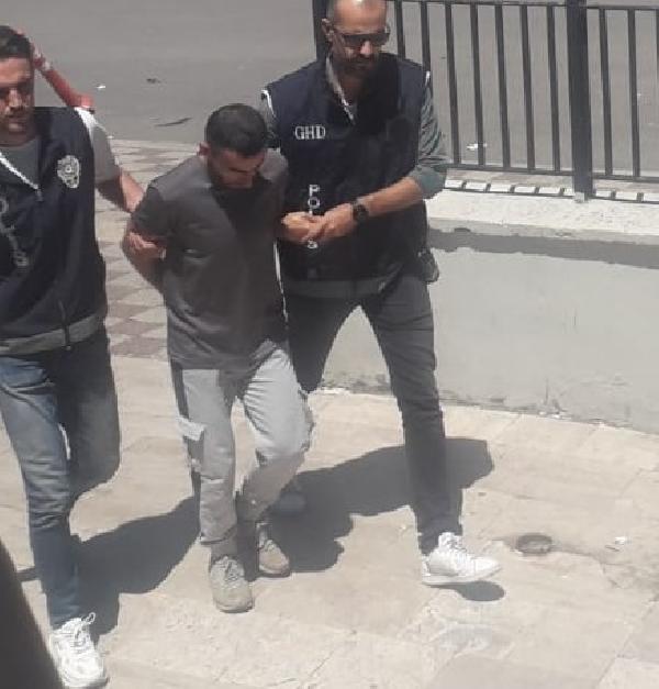 Liseli 2 Kızı Taciz Eden Şüpheli Tutuklandı