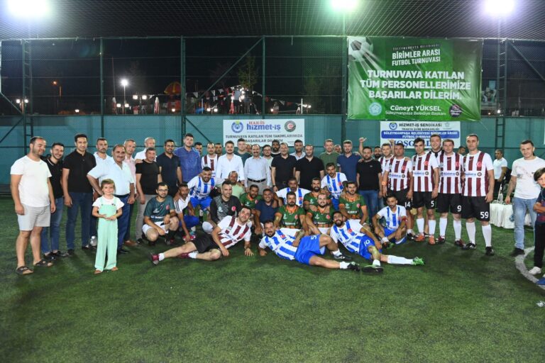 Süleymanpaşa Belediyesi Hizmet İş Birimler Arası Futbol Turnuvası ödül töreni ile sona erdi