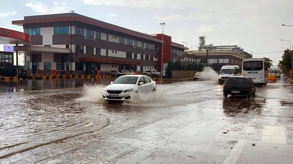 Tekirdağ’da Sağanak Yağış Etkili Oldu