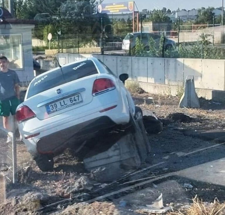 2 Otomobil Çarpıştı: 1 Yaralı!