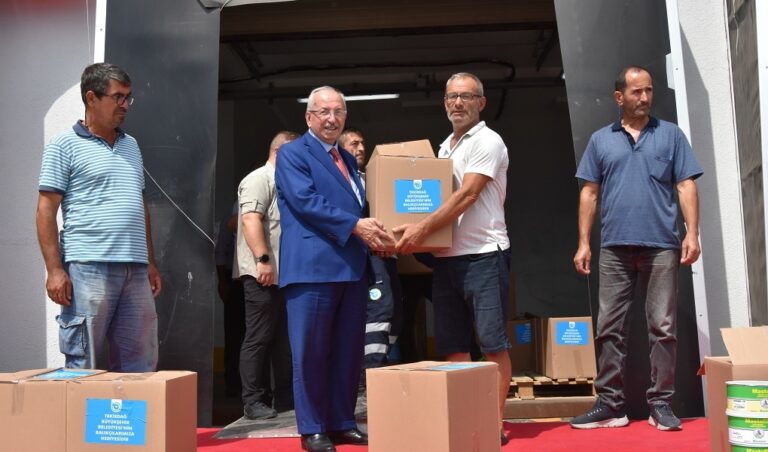 Büyükşehir, Balıkçılara Desteğini Sürdürüyor