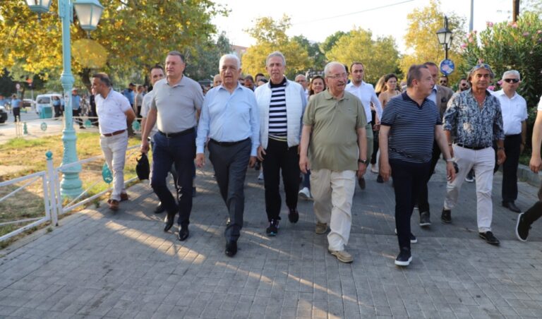 Büyükşehir Belediye Başkanları Tekirdağ Sahilinde Vatandaşlarla Biraraya Geldi