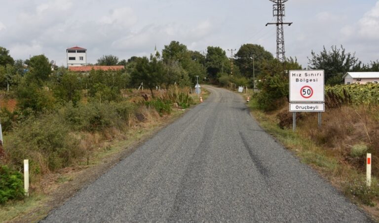 Süleymanpaşa Işıklar İle Oruçbey Mahalleleri Arasındaki Sathi Kaplama Yol Çalışmaları Tamamlandı
