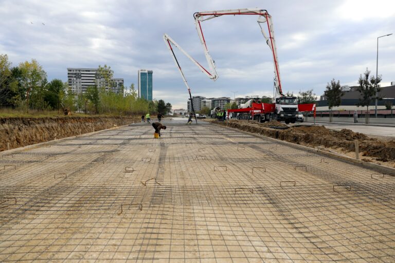 29 Ekim Caddesi’nde Çalışmalar Devam Ediyor