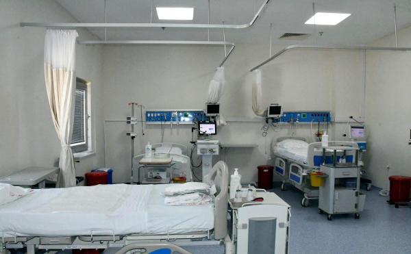‘Servislerde ve Yoğun Bakımda Koronavirüs Tanısıyla Yatan Hasta Kalmadı’