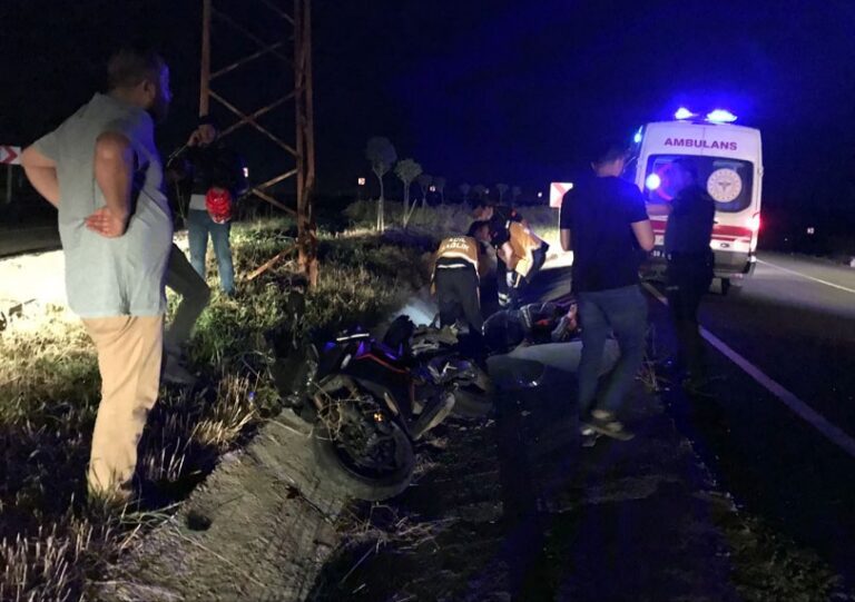 Motosiklet Sürücüsü Kaza Yaptı 1 Yaralı