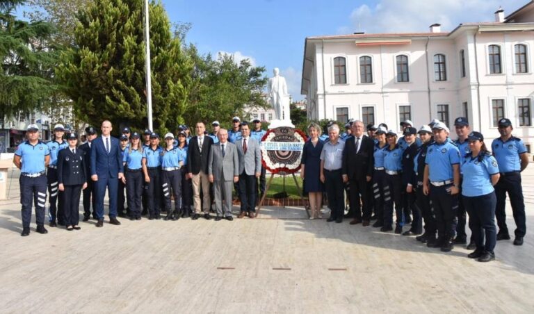 ZABITA HAFTASI DOLAYISIYLA ÇELENK SUNMA TÖRENİ DÜZENLENDİ