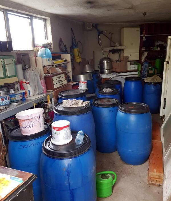 3 Bin 687 Litre Sahte İçki Ele Geçirildi