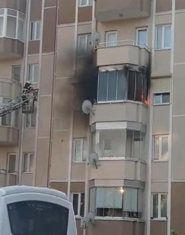 Çıkan Yangın Korkuttu