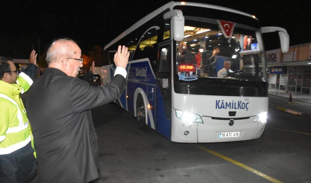 BAŞKAN ALBAYRAK SÜLEYMANPAŞA ŞEHİRLERARASI OTOBÜS TERMİNALİNDE İLK SEFERİ KARŞILADI BAŞKAN ALBAYRAK SÜLEYMANPAŞA ŞEHİRLERARASI OTOBÜS TERMİNALİNDE İLK SEFERİ KARŞILADI