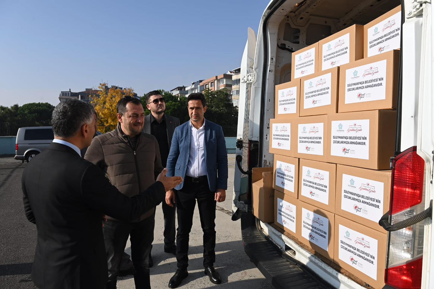 Süleymanpaşa Belediyesinden ilkokul öğrencilerine kırtasiye desteği Süleymanpaşa Belediyesinden ilkokul öğrencilerine kırtasiye desteği