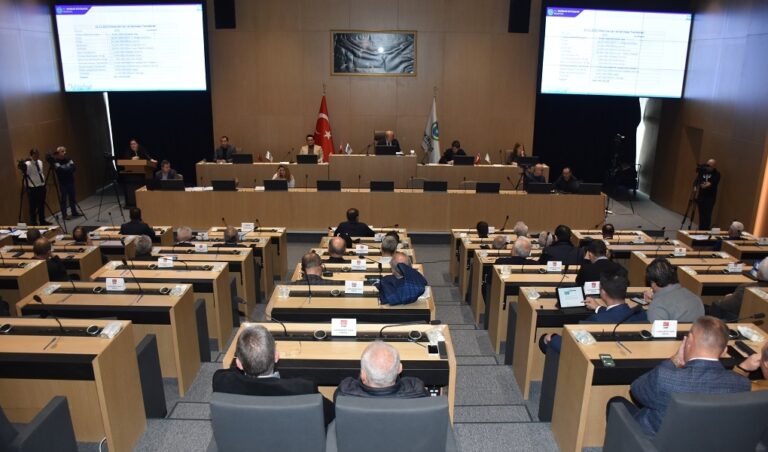 BÜYÜKŞEHİR BELEDİYESİ 2023 YILI BÜTÇESİ 3 MİLYAR 645 MİLYON TL