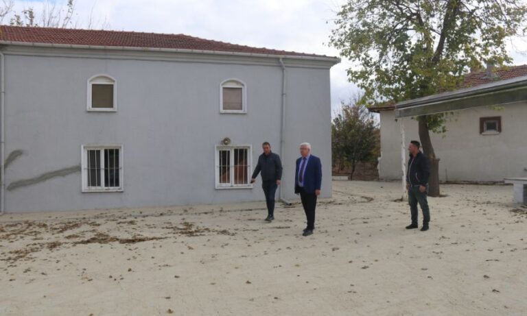 Ergene Belediyesi İbadethanelerin Eksiklerini Gidermeye Devam Ediyor