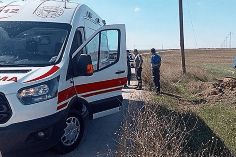 Otomobil Traktöre Arkadan Çarptı: 1 Ölü!