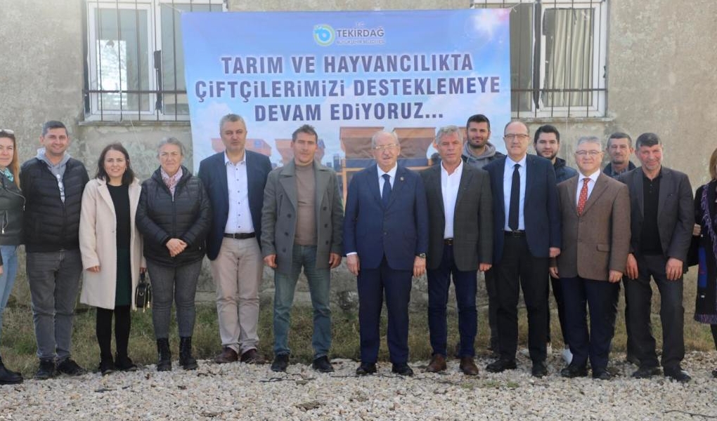 BÜYÜKŞEHİR BELEDİYESİ ÜRETİCİLERE DESTEĞİNİ SÜRDÜRÜYOR BÜYÜKŞEHİR BELEDİYESİ ÜRETİCİLERE DESTEĞİNİ SÜRDÜRÜYOR