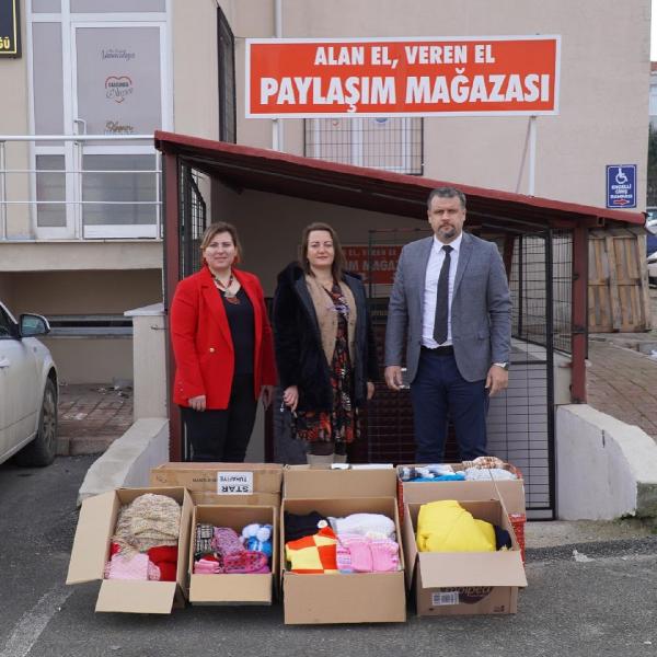 Keşan’da, ‘Üşüyen çocuklar rüya göremez’ kampanyasına halk eğitiminden destek Keşan’da, ‘Üşüyen çocuklar rüya göremez’ kampanyasına halk eğitiminden destek