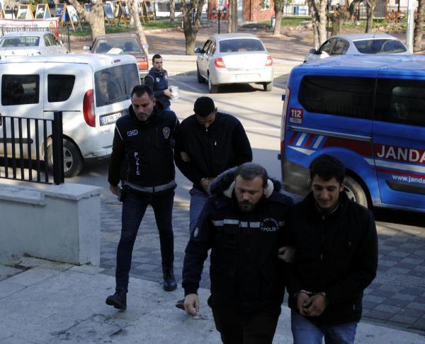 Uzunköprü’de uyuşturucu operasyonunda 2 tutuklama Uzunköprü’de uyuşturucu operasyonunda 2 tutuklama