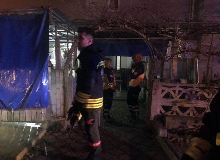 Sahte Alkol Yaparken Zehirlenerek Öldü!
