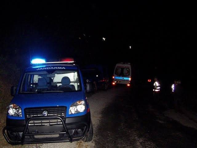Husumetli Kavgası: 22 Yaşındaki Emrikan Öldü: 1 Yaralı!