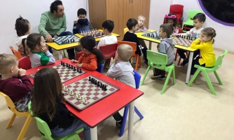 Ergene Belediyesi Beren Bebek Çocuk Oyun Evinde Satranç Dersleri Başladı