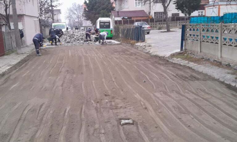 Ergene’de Yol Çalışmaları Dört Koldan Devam Ediyor