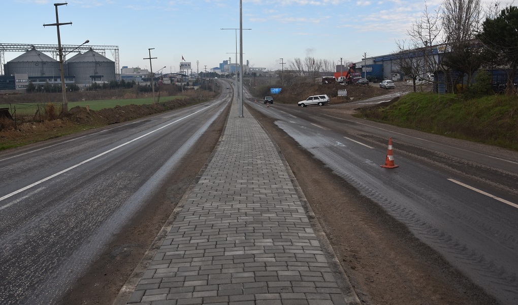 MURATLI İLÇESİ ATATÜRK CADDESİ’NDE YOL, ORTA REFÜJ VE KALDIRIM ÇALIŞMALARI DEVAM EDİYOR MURATLI İLÇESİ ATATÜRK CADDESİ’NDE YOL, ORTA REFÜJ VE KALDIRIM ÇALIŞMALARI DEVAM EDİYOR