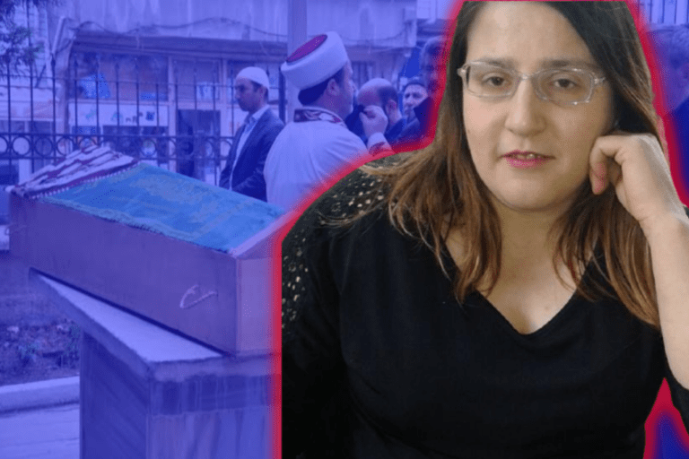 Annesini Silahla Vurarak Öldürdü! Zerrin Toprağa Verildi