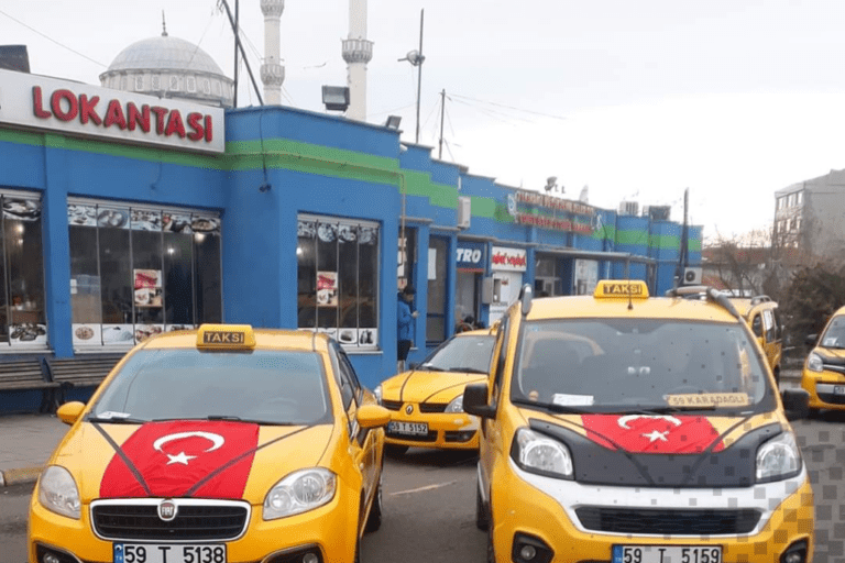 Otogar Taksi’den Örnek Davranış! Gün Birlik Günü