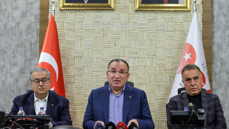 Bakan Bozdağ: Diyarbakır’da kimliklendirme işlemleri tamamlandı | Kahramanmaraş, Gaziantep, Şanlıurfa, Diyarbakır, Adana, Adıyaman, Osmaniye, Hatay, Kilis, Malatya
