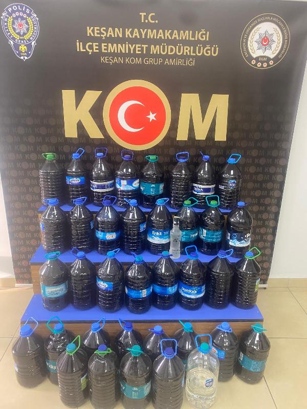 Edirne’de 182 litre sahte içki ele geçirildi