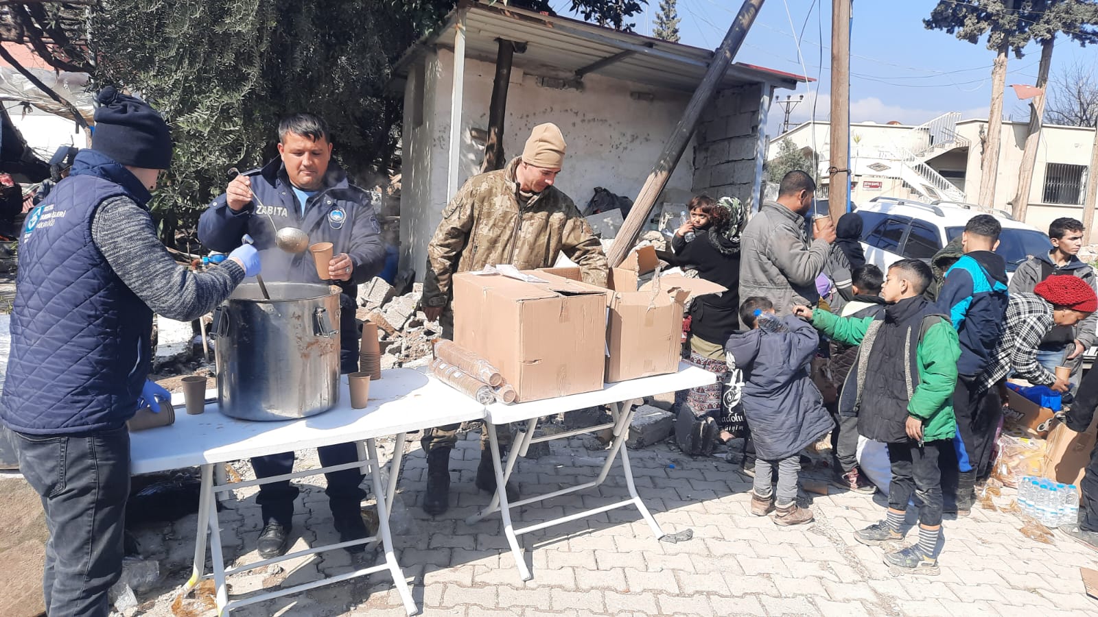 Mobil Aşevi Hatay’da hizmet vermeye başladı Mobil Aşevi Hatay’da hizmet vermeye başladı
