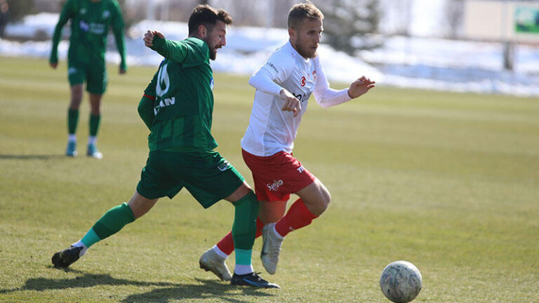Sivasspor, hazırlık maçında Sivas Belediyespor’u 3-0 yendi | Kahramanmaraş, Gaziantep, Şanlıurfa, Diyarbakır, Adana, Adıyaman, Osmaniye, Hatay, Kilis, Malatya