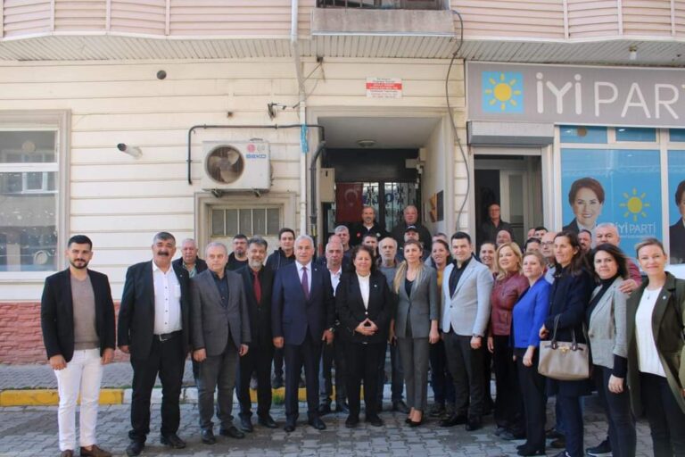 Vekil Aday Adayı Uzun’dan Saray Çıkarması