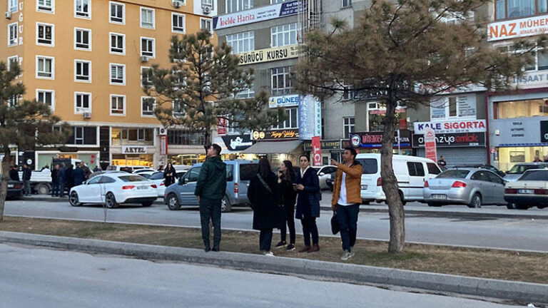 Kayseri’de 4.4 büyüklüğünde deprem | Kahramanmaraş, Gaziantep, Şanlıurfa, Diyarbakır, Adana, Adıyaman, Osmaniye, Hatay, Kilis, Malatya