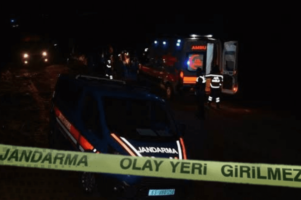 Elektrik Akımına Kapılan Çocuk İşçi Hayatını Kaybetti! Elektrik Akımına Kapılan Çocuk İşçi Hayatını Kaybetti!