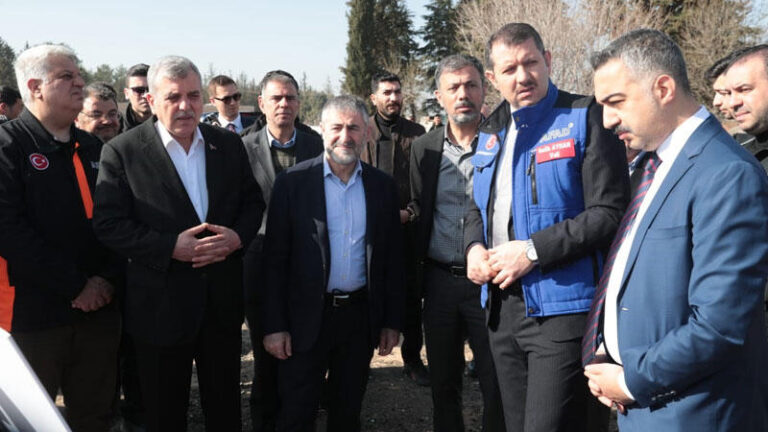Şanlıurfa’da depremzedeler için 1084 konteyner kuruluyor | Kahramanmaraş, Gaziantep, Şanlıurfa, Diyarbakır, Adana, Adıyaman, Osmaniye, Hatay, Kilis, Malatya