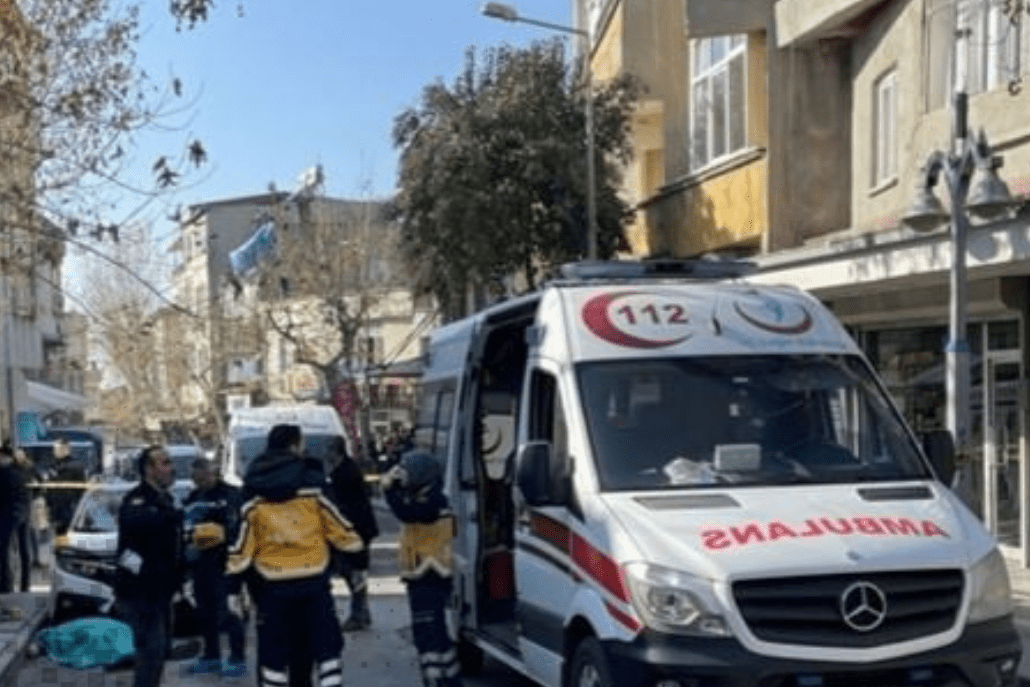 Çorlu’da Silahlı Kavga: 4 Yaralı, 1 Gözaltı! Çorlu’da Silahlı Kavga: 4 Yaralı, 1 Gözaltı!