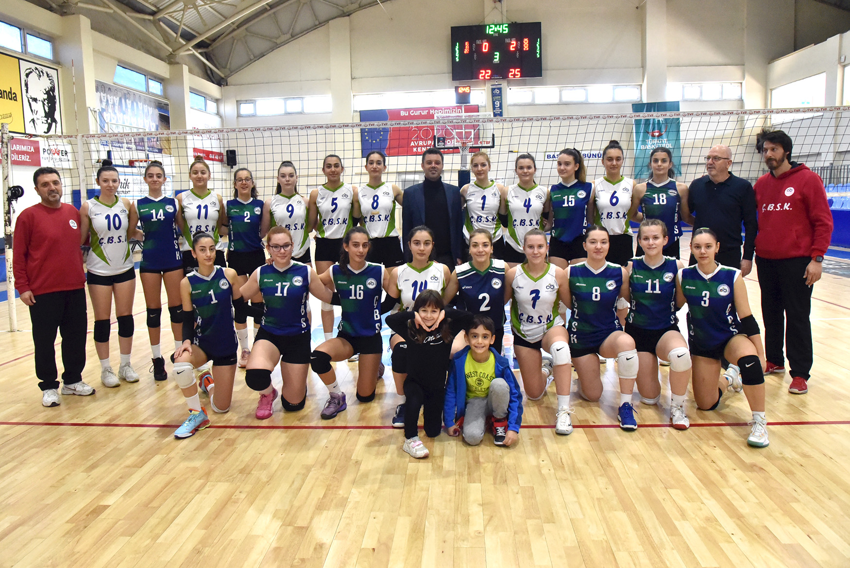 Voleybolda ÇBSK Rüzgârı Esti Voleybolda ÇBSK Rüzgârı Esti